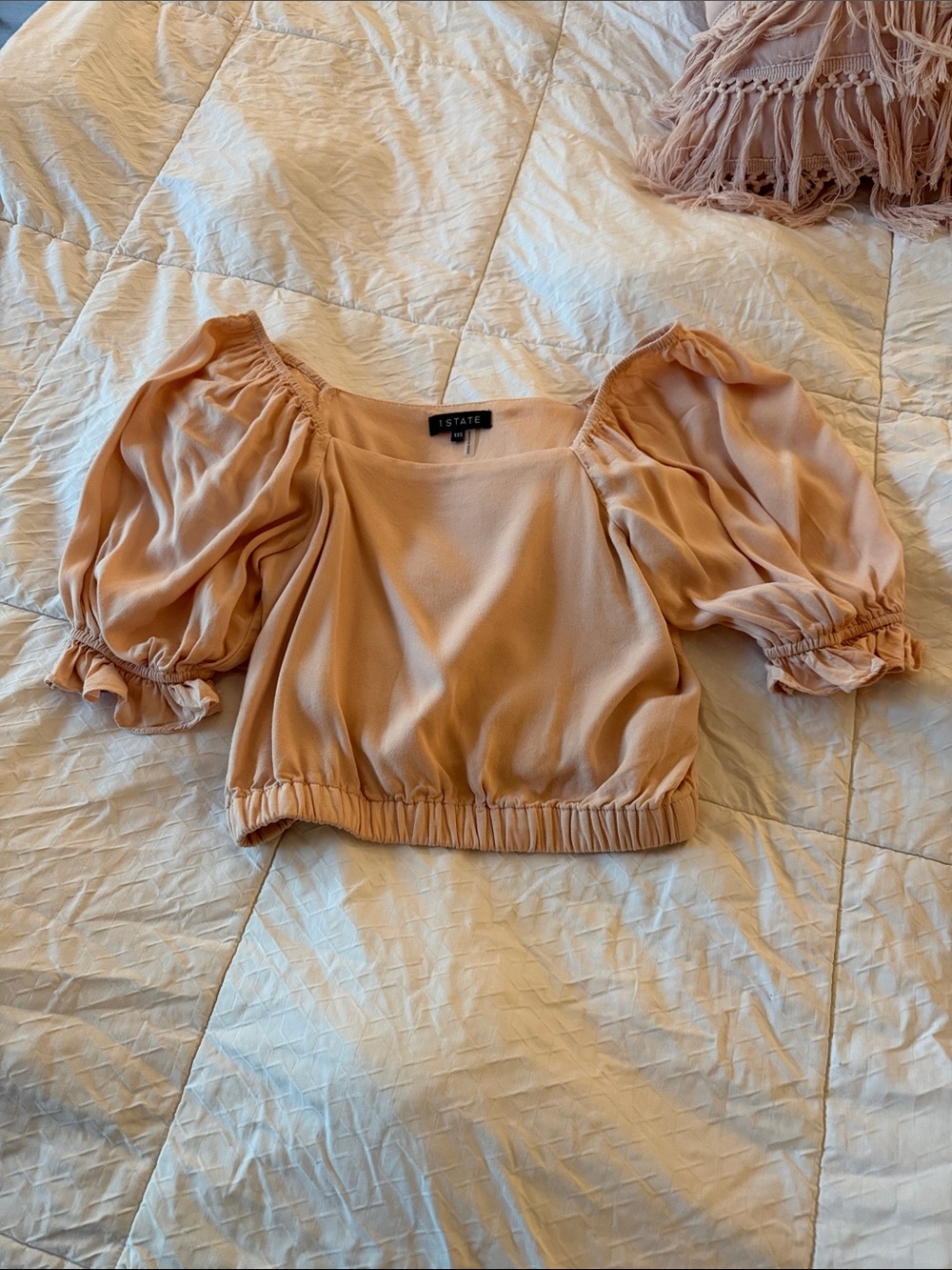 1.STATE Peach Puff Puff-Sleeve Crop Top SZ XXS
